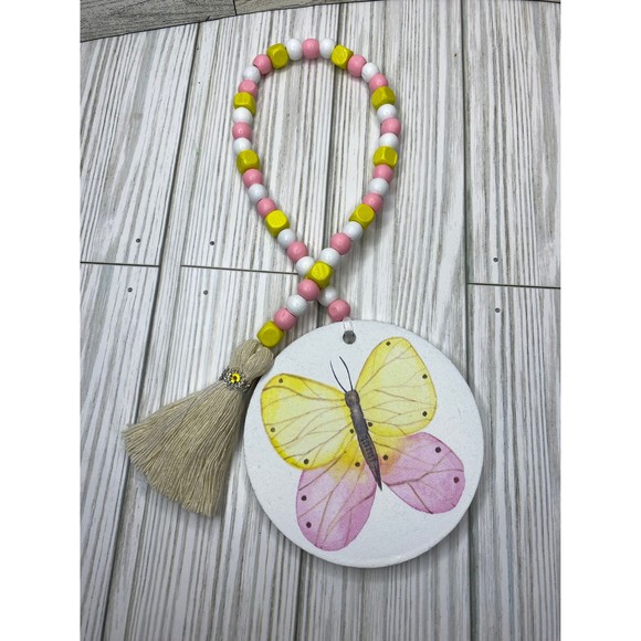 Wooden bead garland with butterfly print in spring tones /wooden spring garlands - Picture 1 of 11